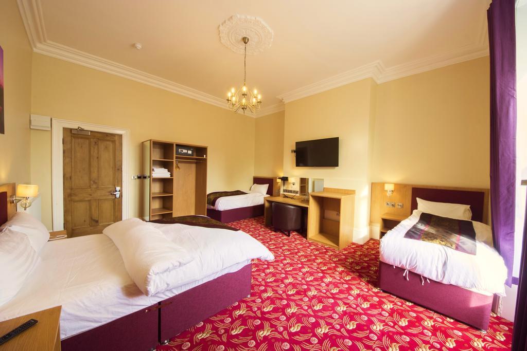 Edgerton Hotel Huddersfield Exterior foto